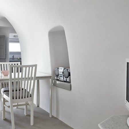 Liakada Oia Suites Екстер'єр фото