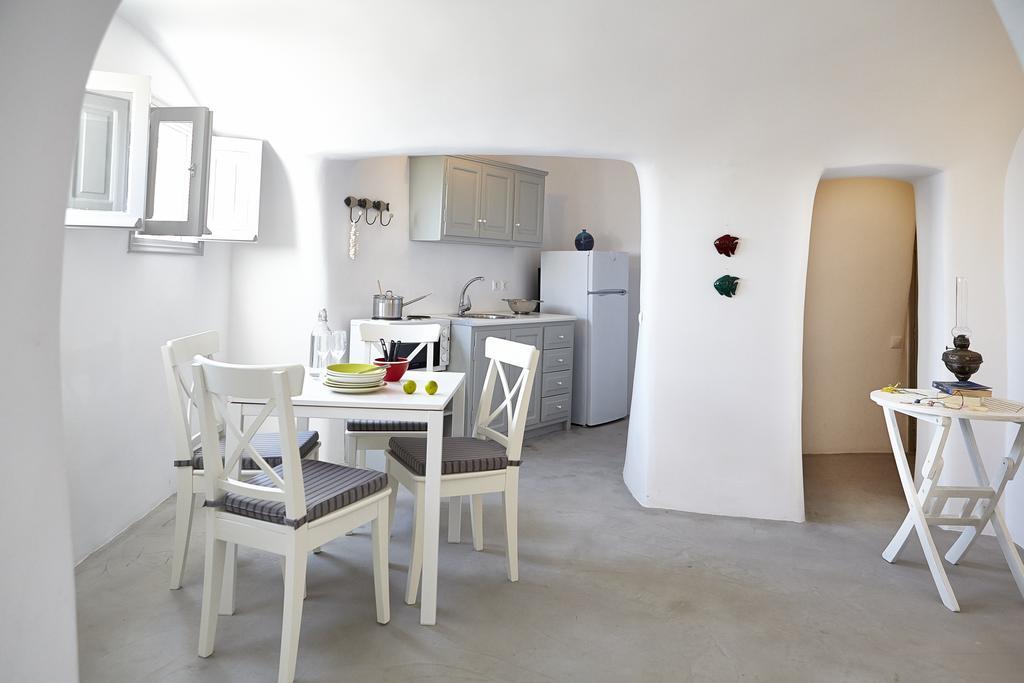 Liakada Oia Suites Екстер'єр фото