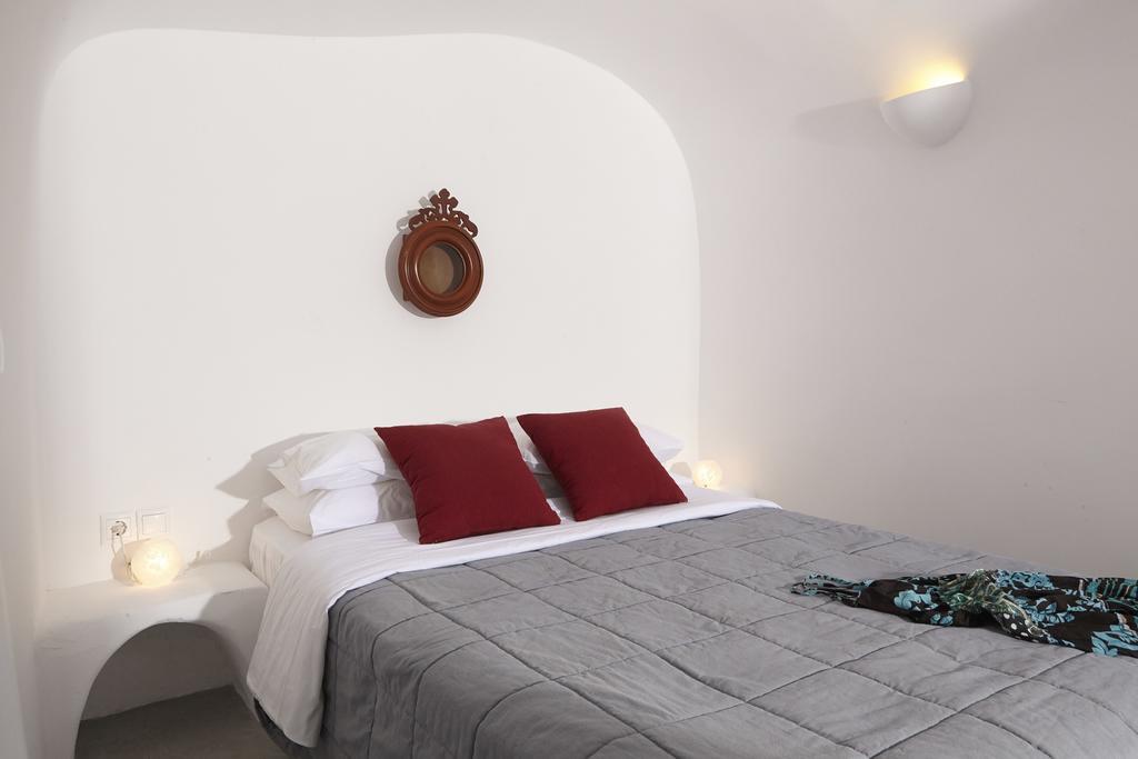 Liakada Oia Suites Екстер'єр фото