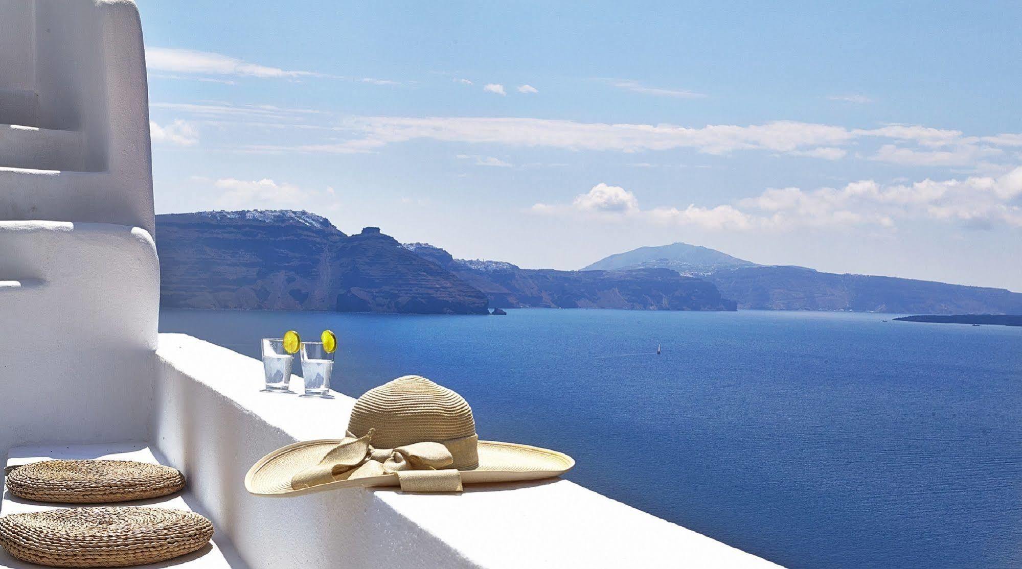 Liakada Oia Suites Екстер'єр фото